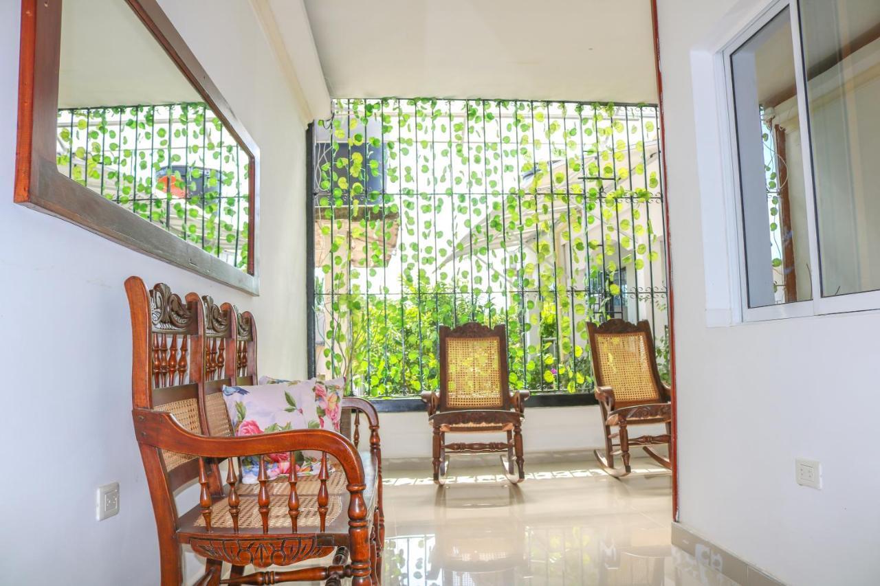 Hotel Jardines Evans Mompos Exterior foto